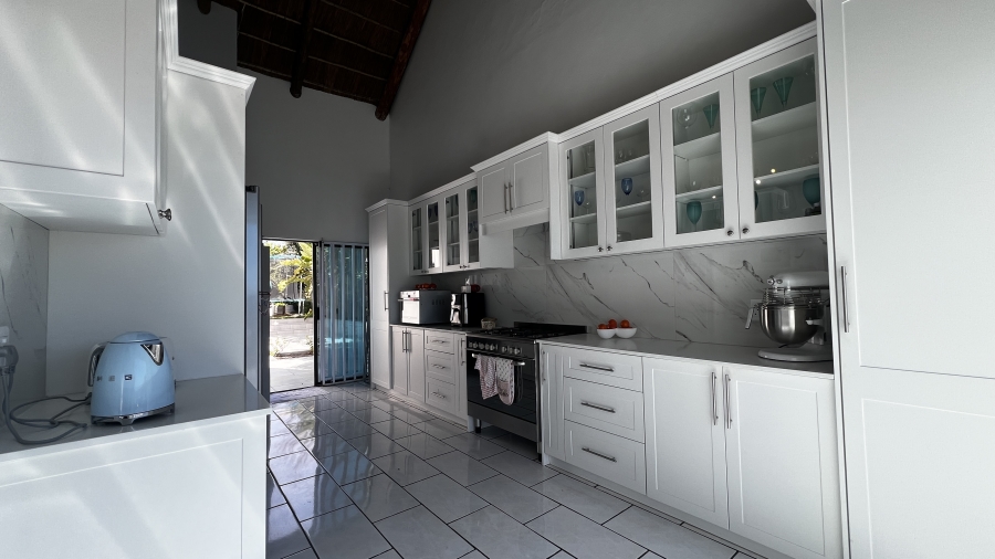 7 Bedroom Property for Sale in West Beach Western Cape